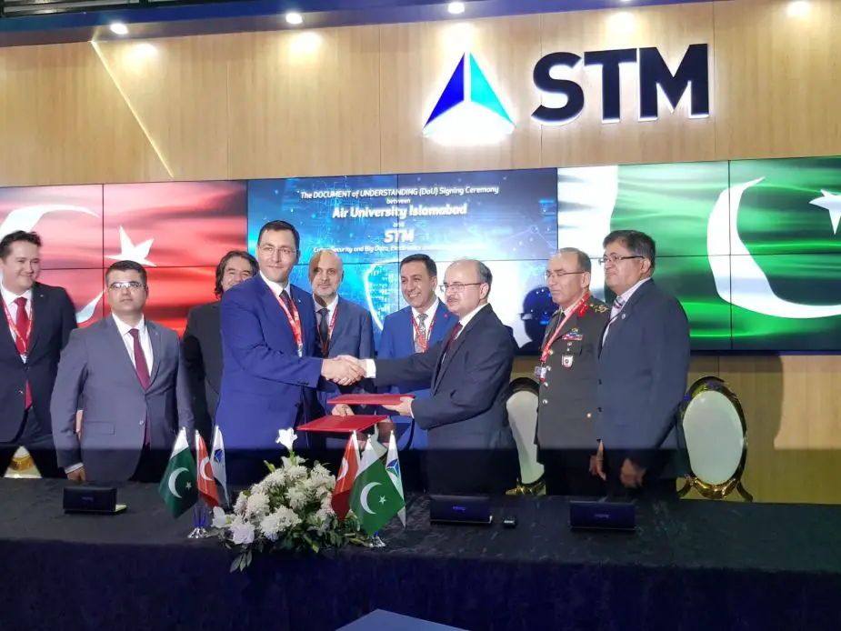 STM Sign DoU In Cyber Security at IDEAS 2018