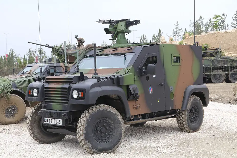 ARQUUS has developed autonomous vehicle based on Dagger 4x4 armored 925 001