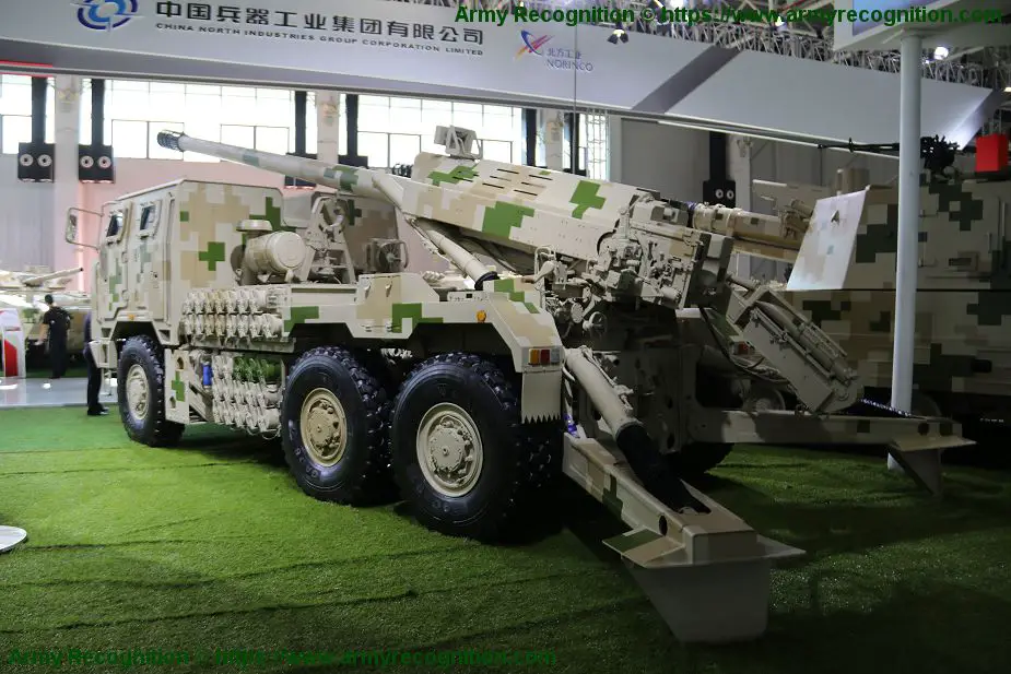 NORINCO SH15 self propelled howitzers operational in Chinese army 1