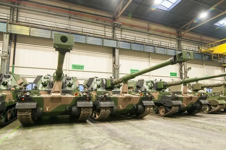 Krab 155mm self propelled howitzers officially received by Polish army 1