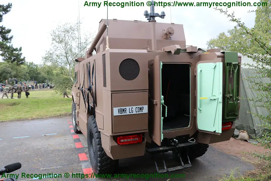 French Army unveils mockup of Serval 4x4 armored vehicle for VBMR light program 925 002