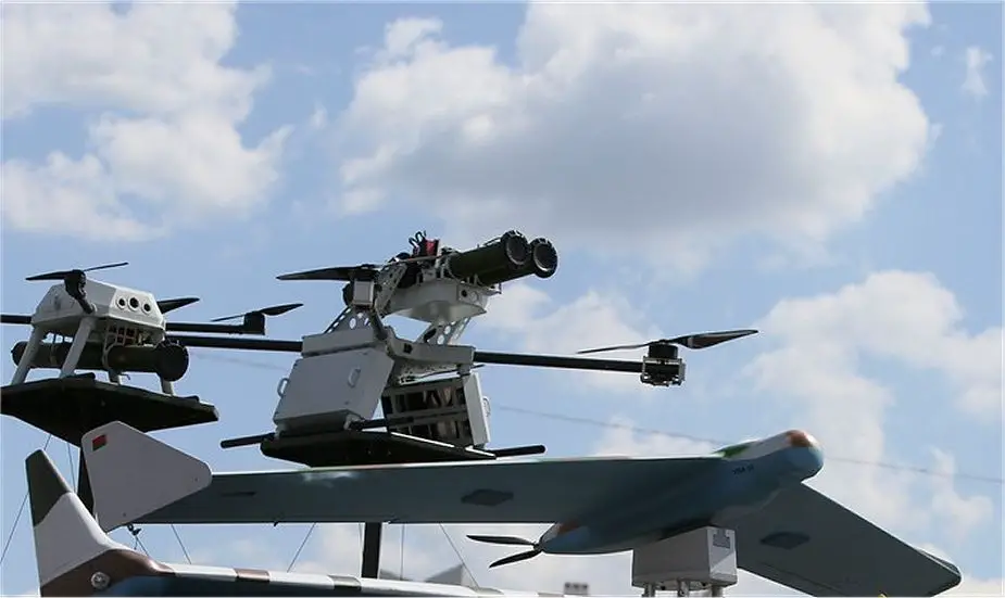 Quadro 1400 armed drone Belarus army victory day military parade 9 May 2020 925 001