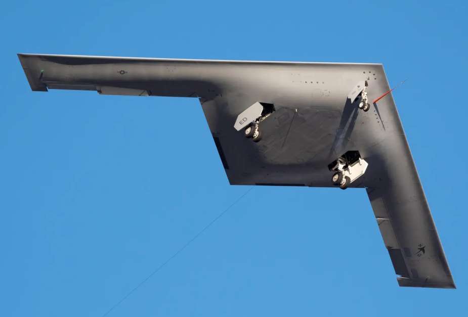 Northrop Grumman completes maiden flight of B 21 Raider Raider stealth strategic bomber