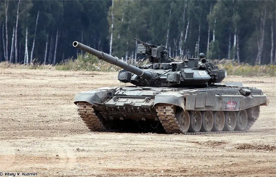 Ukraine hands over a captured Russian T 90A tank to United States 925 002