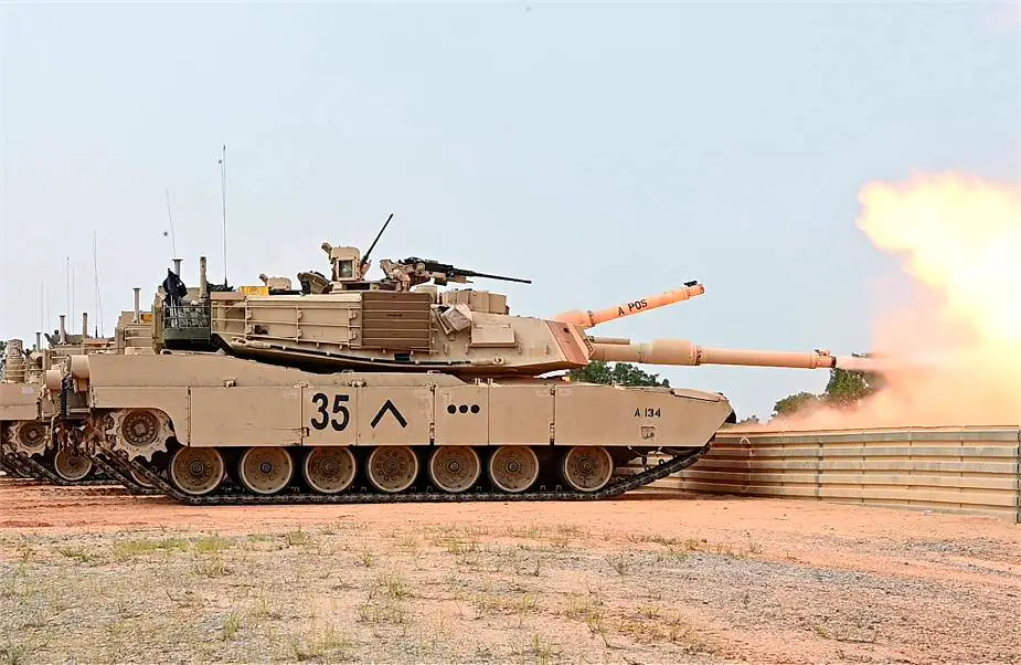 Discover U.S. M1A1 Abrams tank and M88 ARV for Ukraine