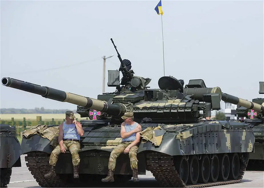United Kingdom will give a new batch of 14 Challenger 2 MBTs Main Battle Tanks to Ukraine 925 002