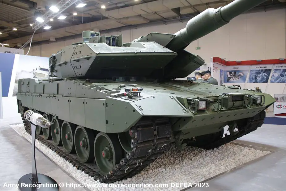 KMW from Germany unveils new tank technology demonsrator based on Leopard 2A7 MBT 925 002
