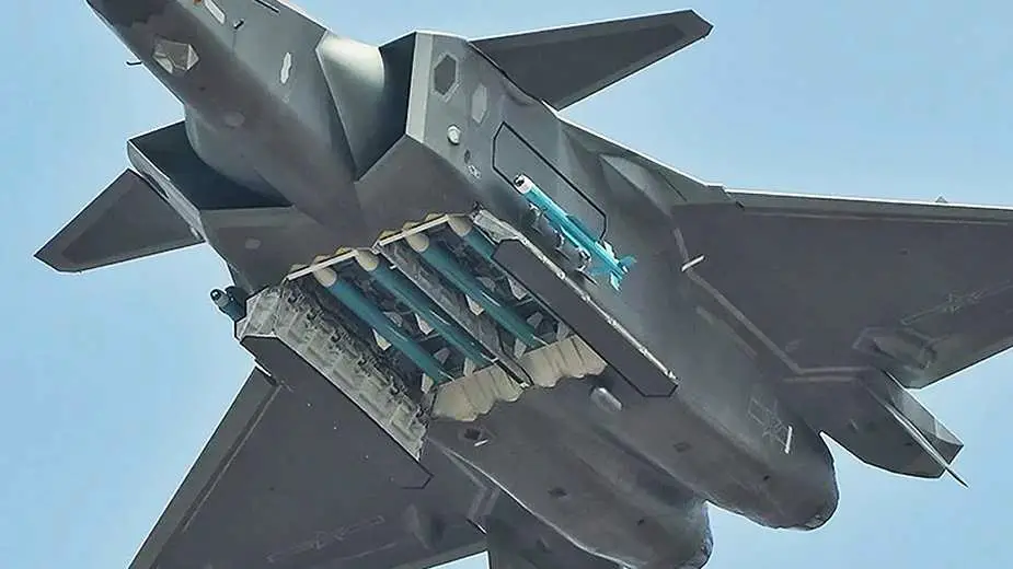 Chinese Air Force J 20 stealth fighter able to launch missiles in high G maneuvers 2