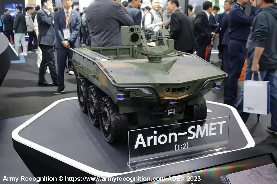 Hanwha from South Korea Unveils Advanced UCV L and Arion SMET UGVs Robotic Systems 925 002
