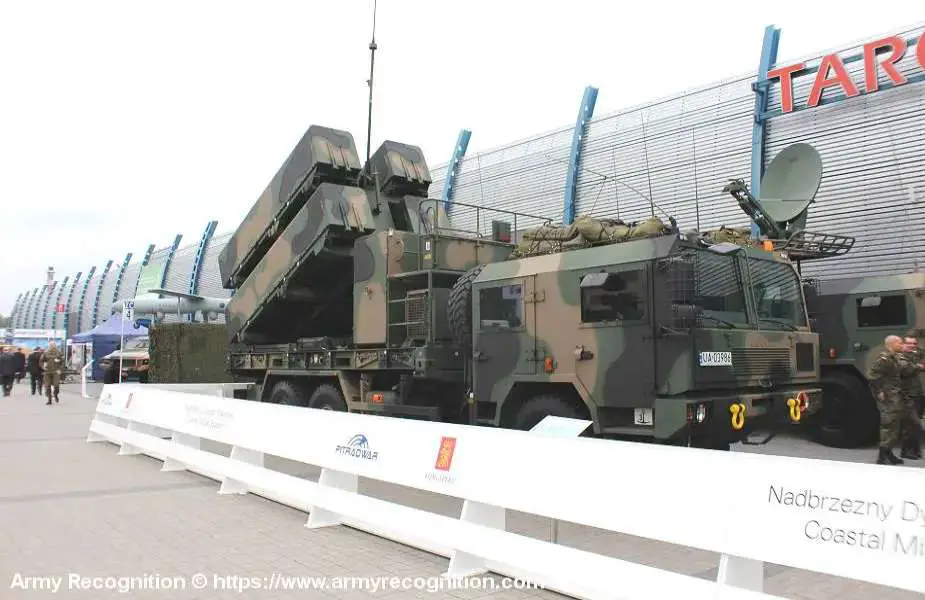 Polish Defense Ministry approves contracts for military modernization 925 003