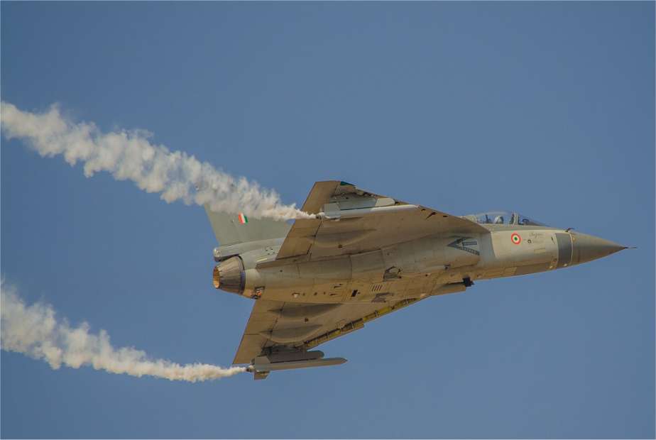 India Tejas Aircraft successfully tests ASTRA air to air missile 925 002