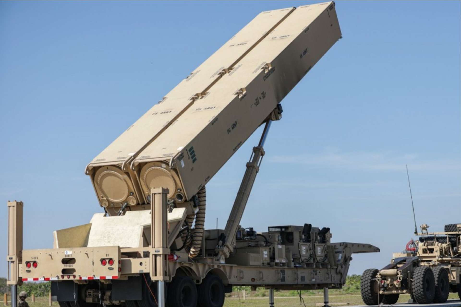 La Armada y el Ejército de EE.UU. realizaron con éxito el lanzamiento del nuevo misil hipersónico Dark Eagle