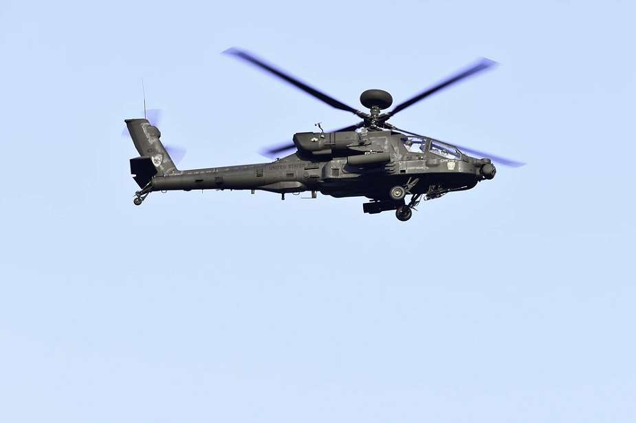 Ukraine Requests US AH 64 Apache Helicopters to Counter Russian Tank Forces 925 002