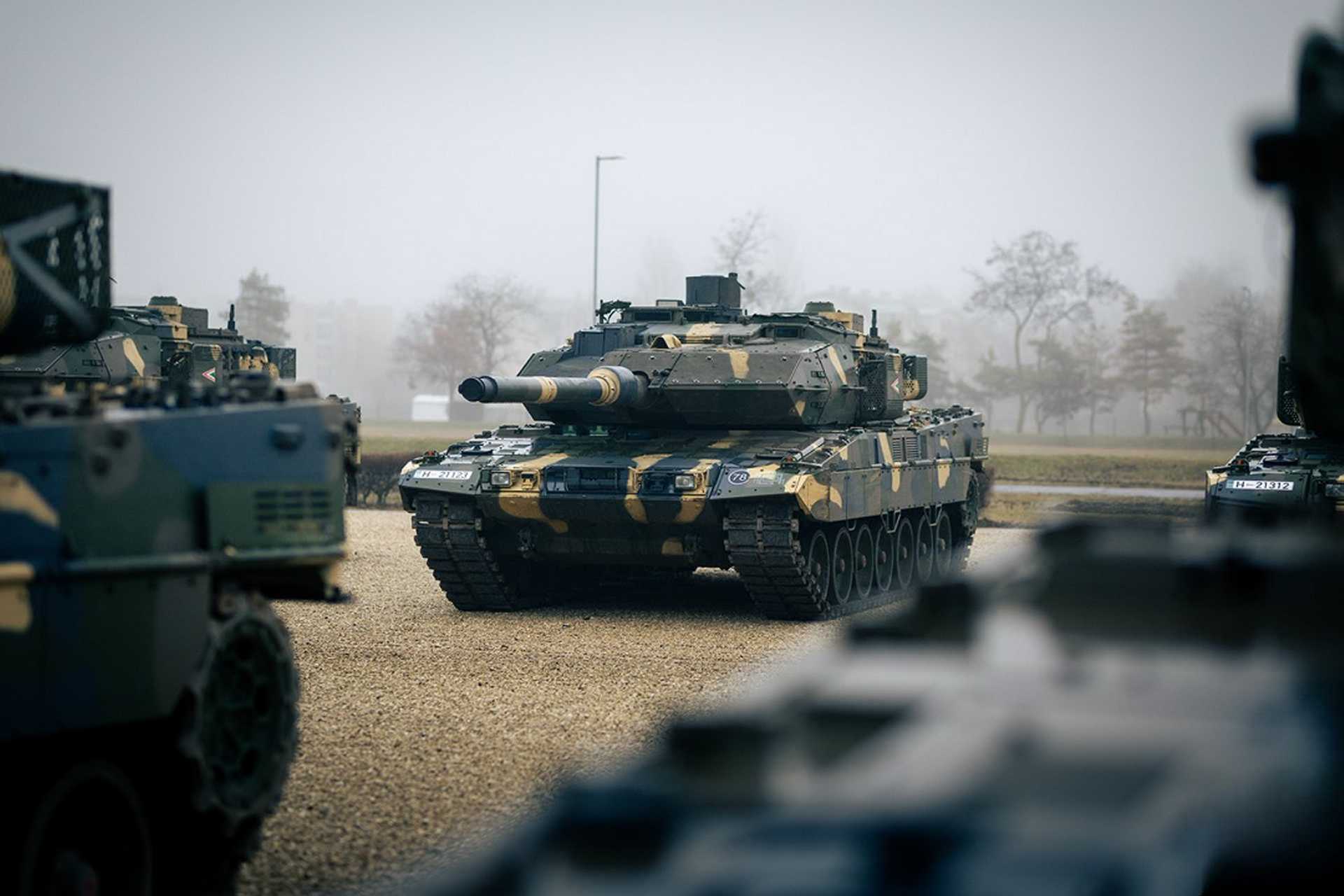The event was also the conclusion of a multi-year delivery phase that brought together tanks, supporting vehicles, training infrastructure, and sustainment arrangements in a single formation. (Picture source: Hungarian MoD)