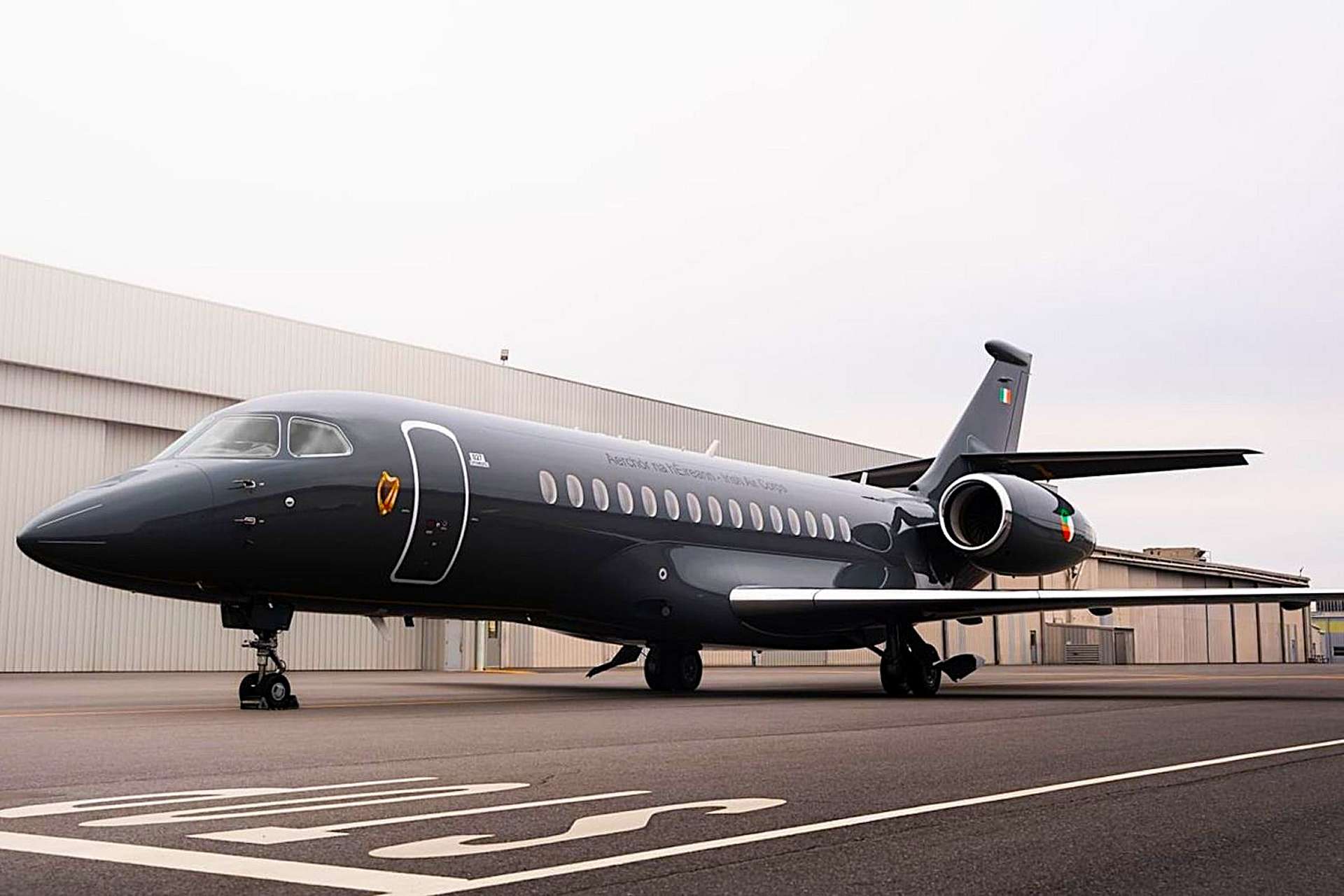 Ireland’s Air Corps has taken delivery of a new Falcon 6X long-range jet, boosting its ability to conduct evacuations, medical flights, and overseas missions when commercial travel is unavailable or unsuitable (Picture Source: Irish Department of Defence)