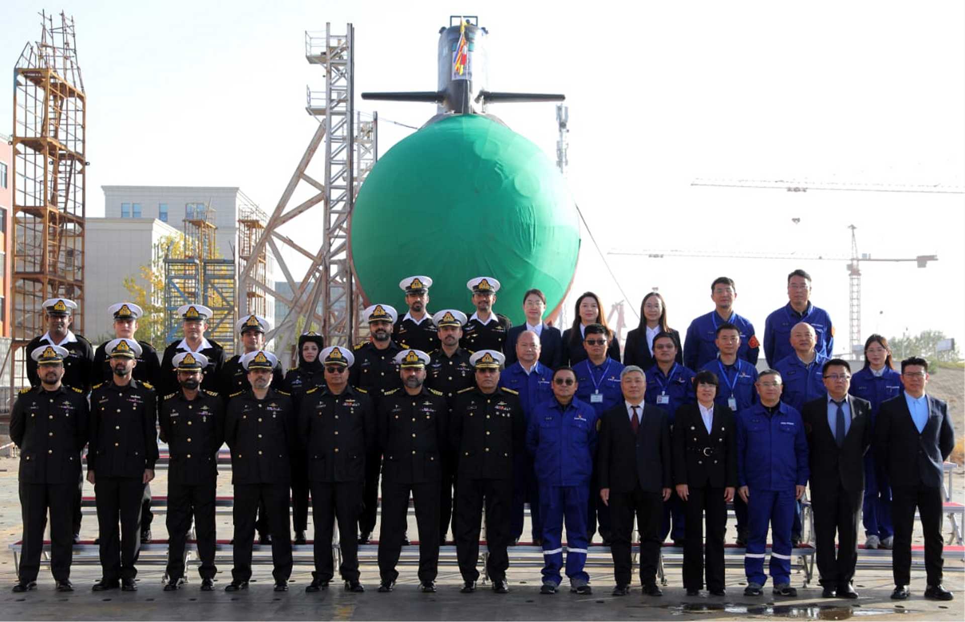 Beyond strike weapons, the torpedo room of the Hangor-class submarine could also deploy naval mines, allowing the Pakistani submarines to conduct sea-denial missions in choke points and littoral approaches. (Picture source: Pakistan Navy)