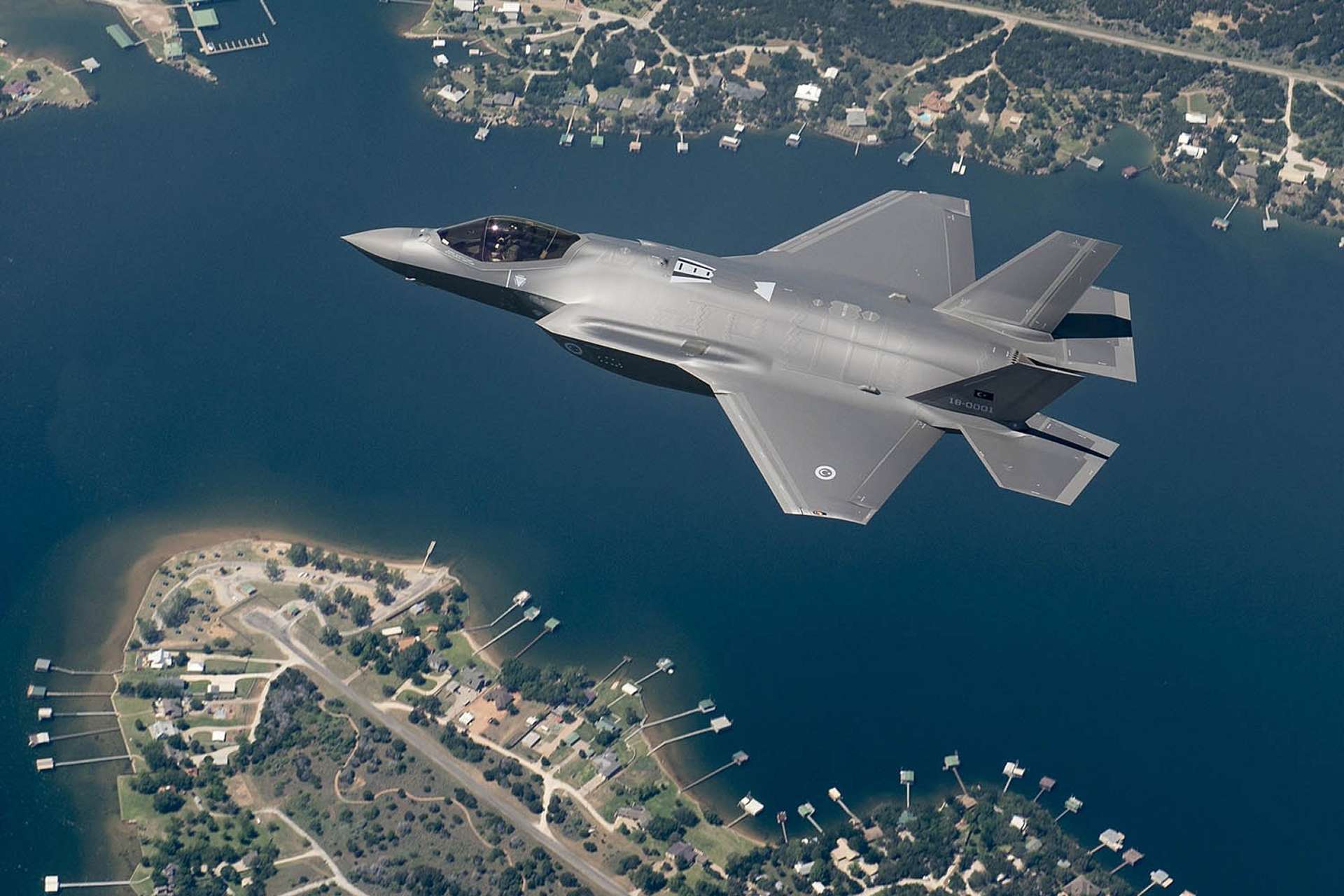 On December 5, 2025, US Ambassador to Türkiye Tom Barrack said Ankara could resolve remaining issues over its Russian S-400 air defense system within four to six months, potentially reopening the way for talks on its return to the F-35 fighter program (Picture Source: Lockheed Martin)