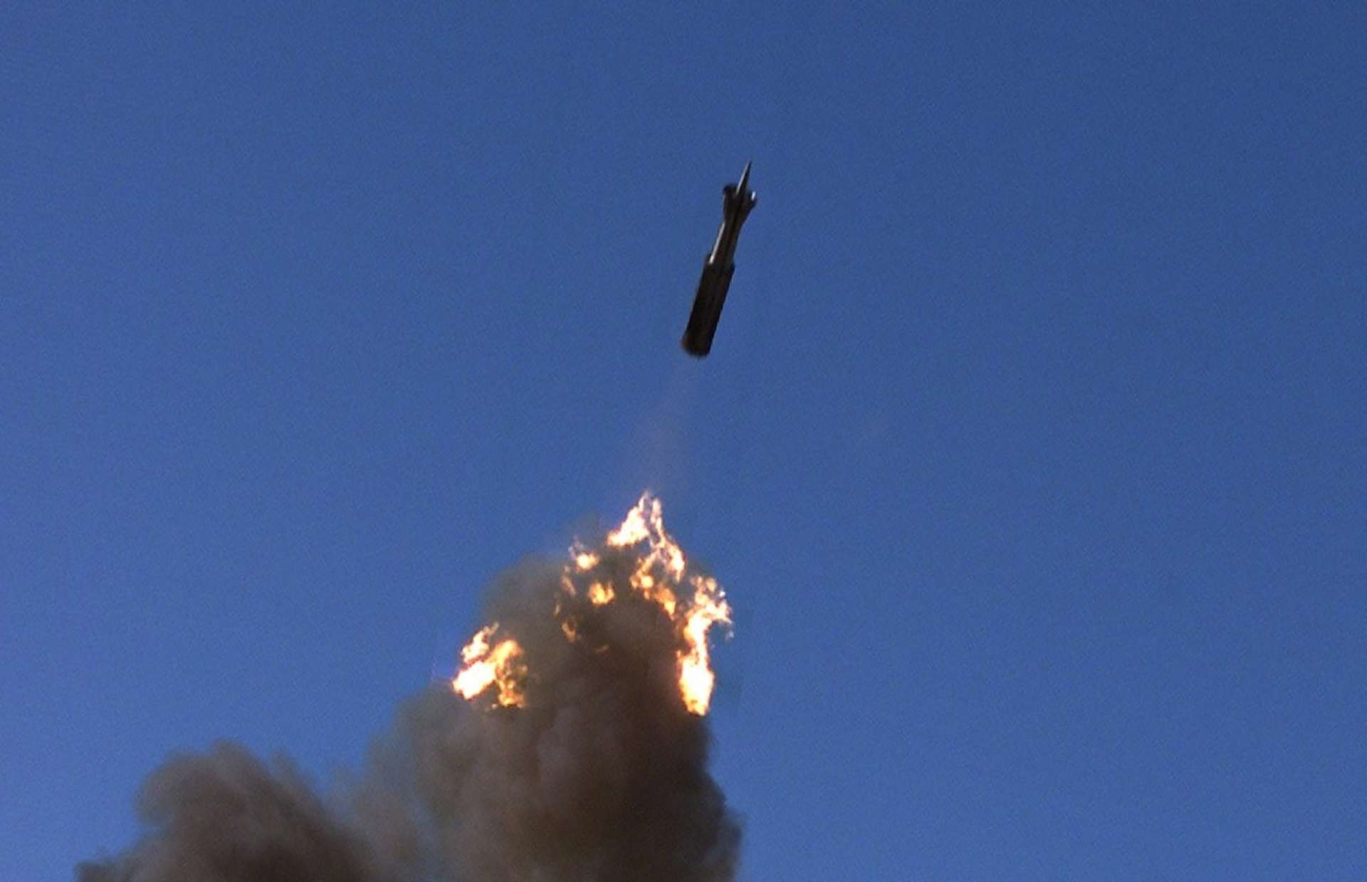 Scorpio XR is a gun-launched, maneuverable 155 mm projectile (Scorpio XR): JBMoU-compliant for 52-caliber howitzers; GPS-aided/seeker guidance with EW resilience, gun-launch survivability (~15–20k g), sub-caliber airframe and onboard propulsion enabling 70+ km precision deep-strike against fixed and moving targets (Picture source: BAE Systems).