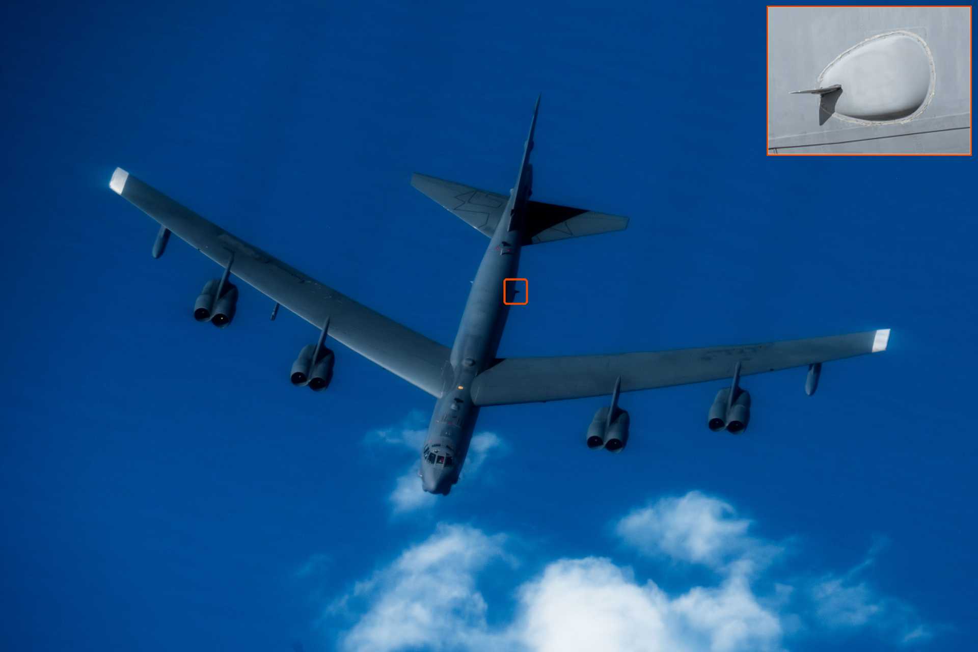 The nuclear-capable B-52H variant presents small triangular “New START fins” on each side of the rear fuselage, which serve as externally visible identifiers required under the New START Treaty to mark aircraft certified for carrying nuclear-armed cruise missiles such as the AGM-86B. (Picture source: US Air Force)