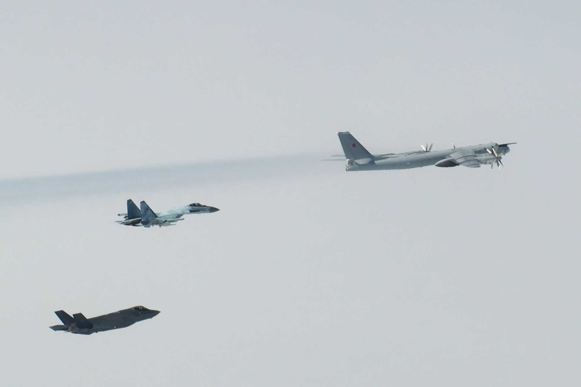 Russian Tu-95 intercepted by F-35