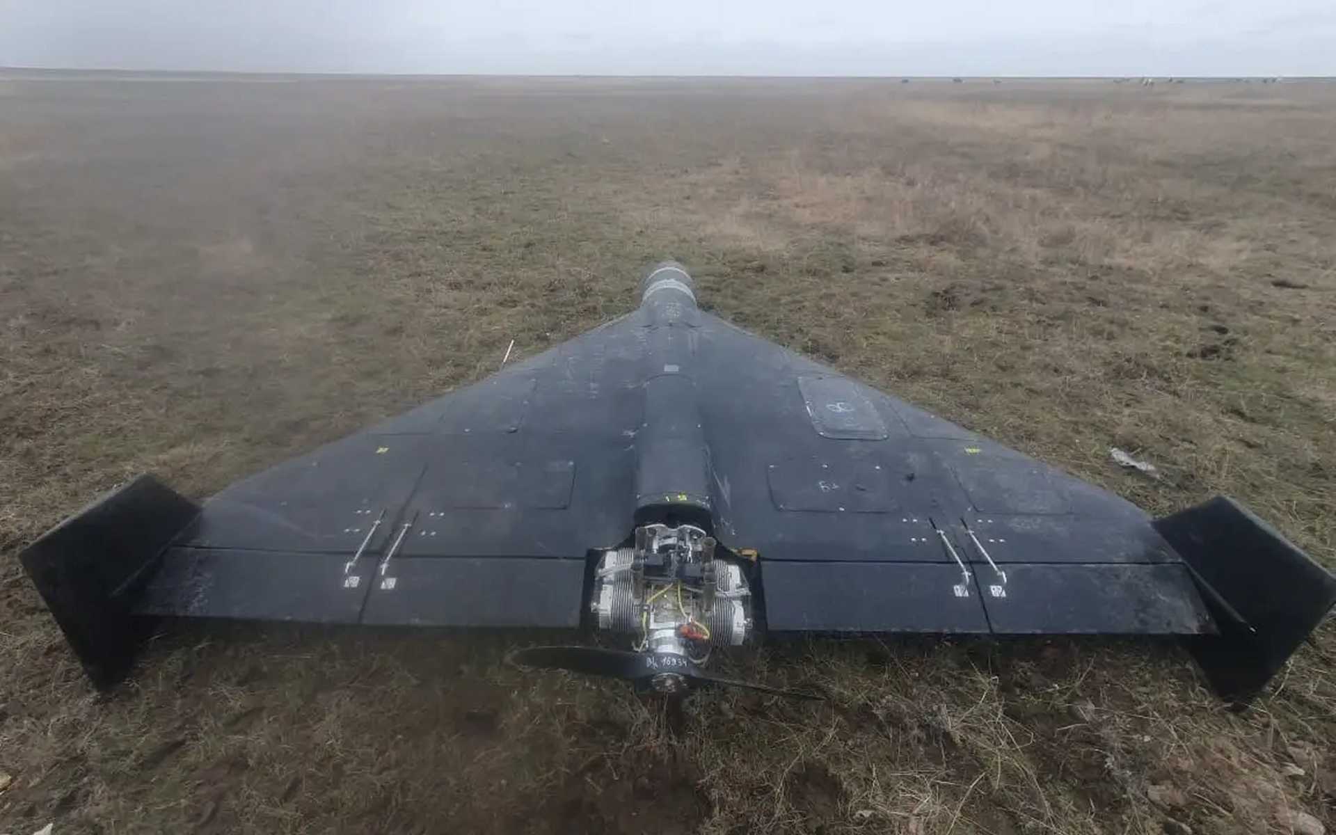 A Russian-built Geran-2 loitering munition on the ground. Derived from Iran's Shahed-136, the Geran-2 has been extensively upgraded through combat operations in Ukraine. According to U.S. intelligence, Russia has reportedly transferred enhanced Shahed-derived drones and targeting support to Iran, increasing the threat to U.S. military forces and bases in the Middle East. (Picture source: Russian Social Network)
