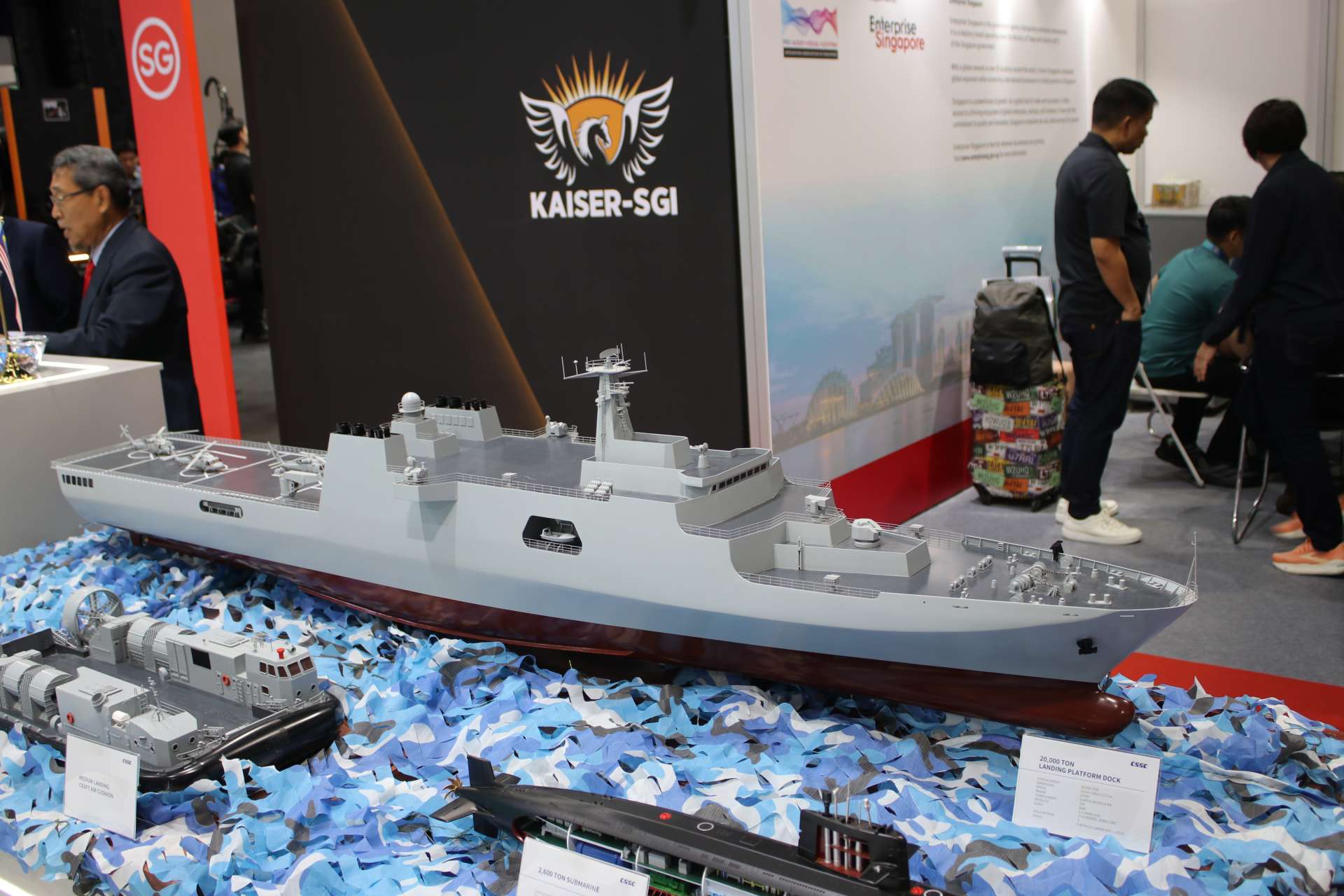 CSSC’s new 20,000-ton export landing platform dock, displayed at DSA 2026 in Kuala Lumpur, is designed as a mid-sized amphibious warship capable of transporting troops, vehicles, helicopters, and landing craft for assault, logistics, evacuation, and disaster-relief missions (Picture source: Army Recognition Group).