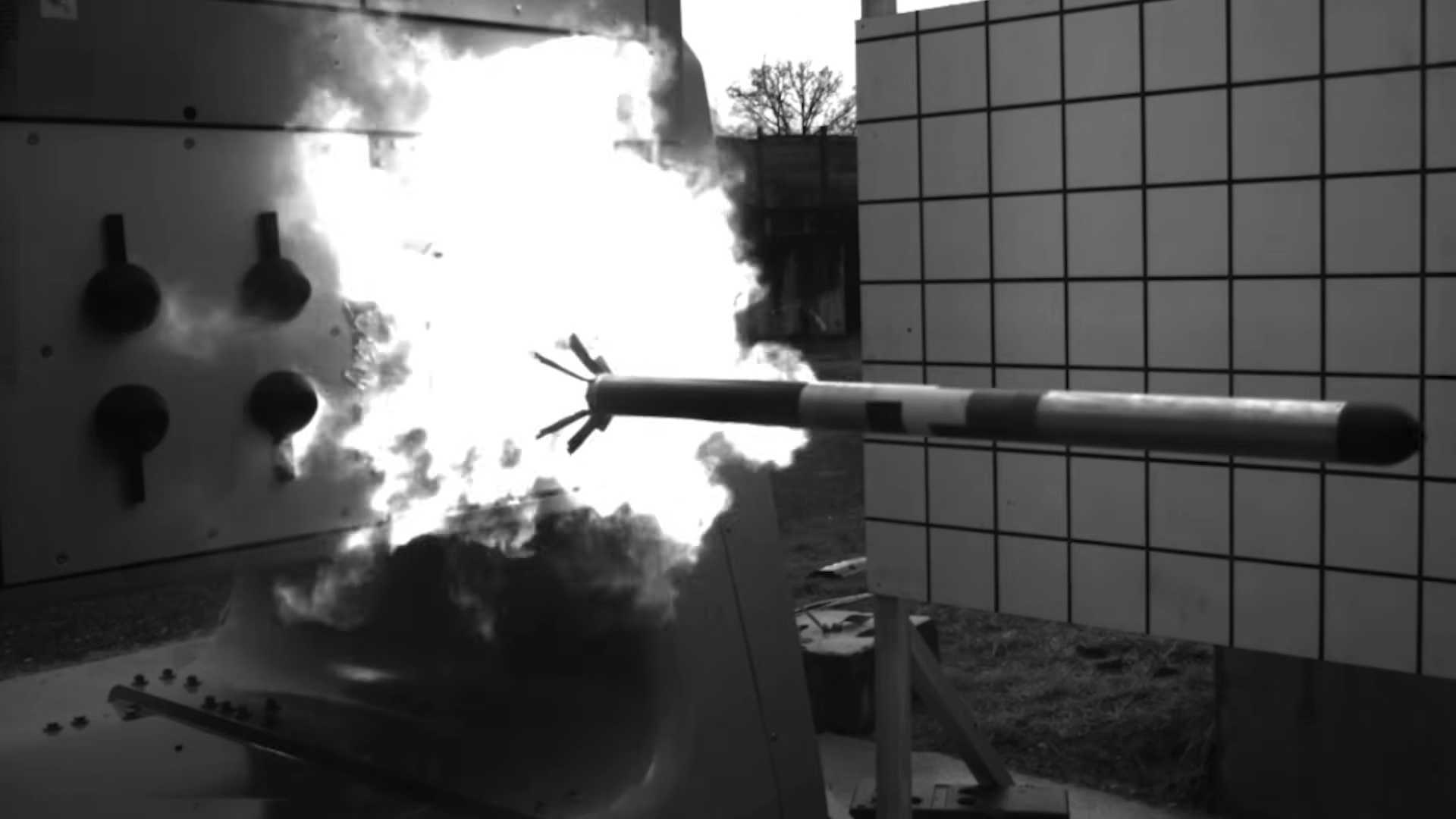 The January 2026 qualification firing involved a 68 mm laser-guided rocket, a standard ammunition used by French armed forces that was adapted for counter-drone operations, including optimized proximity functions for aerial and surface targets. (Picture source: Naval Group)