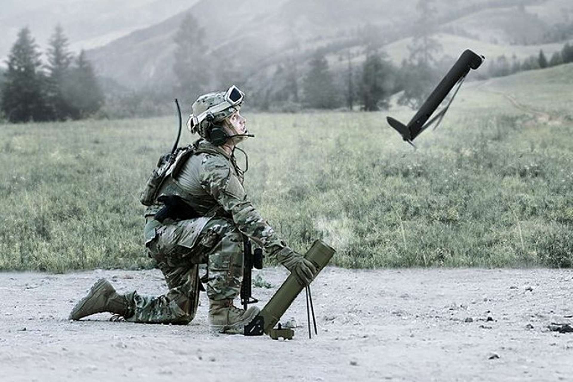 AeroVironment’s next-generation Switchblade package pairs the long-range Switchblade 600 Block 2, a man-portable loitering munition built to hunt and strike armored targets beyond line of sight in contested EW conditions, with the backpackable Switchblade 300 Block 20 upgraded with an EFP warhead to give small units an organic anti-armor “spot, loiter, and hit” capability (Picture source: AeroVironment).