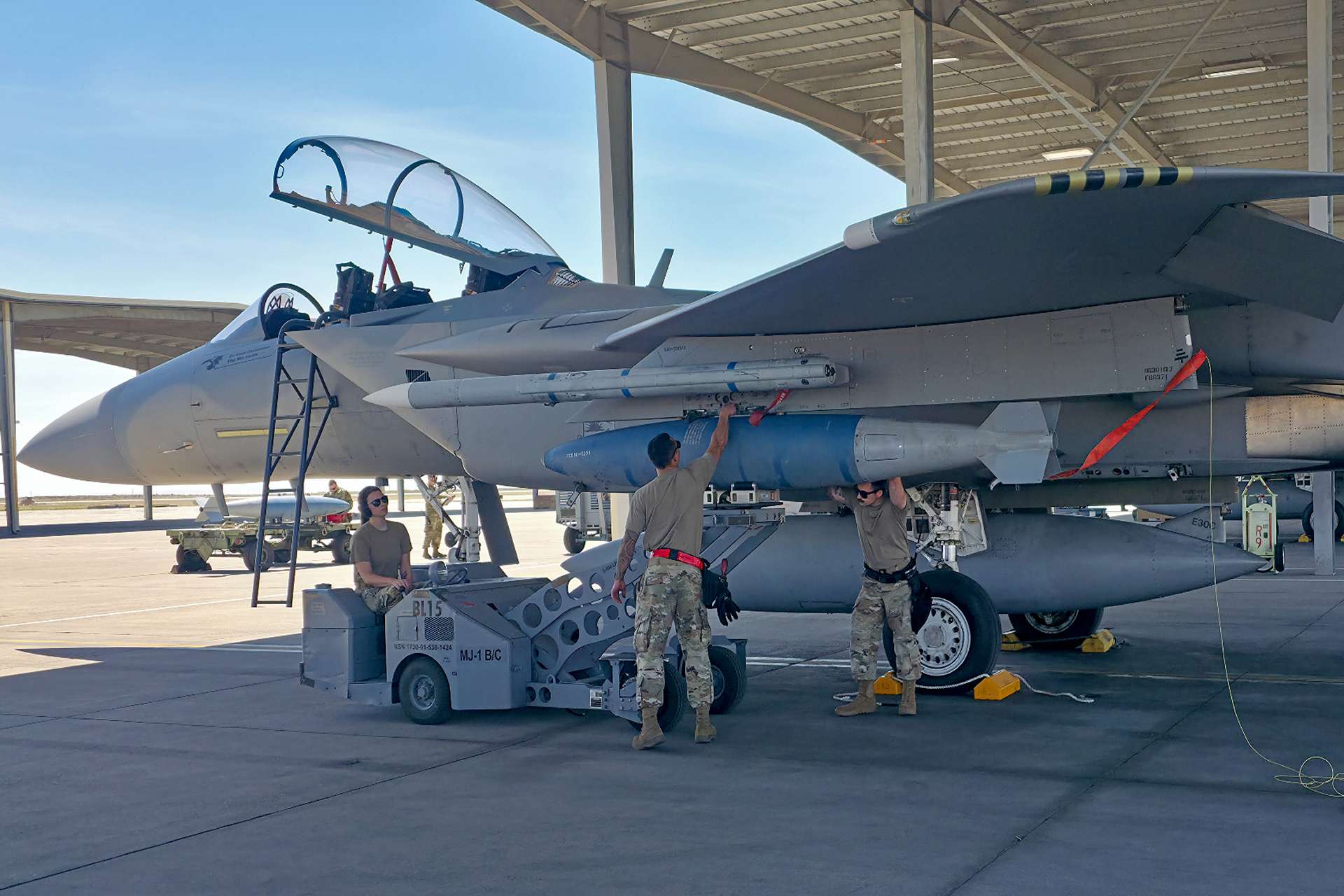 The Oregon Air National Guard’s 142nd Wing conducts the first bomb drops by an operational F-15EX Eagle II unit, releasing 36 inert 500- and 2,000-pound training bombs during ten missions at Mountain Home Air Force Base in May 2026 (Picture source: U.S. DoW).