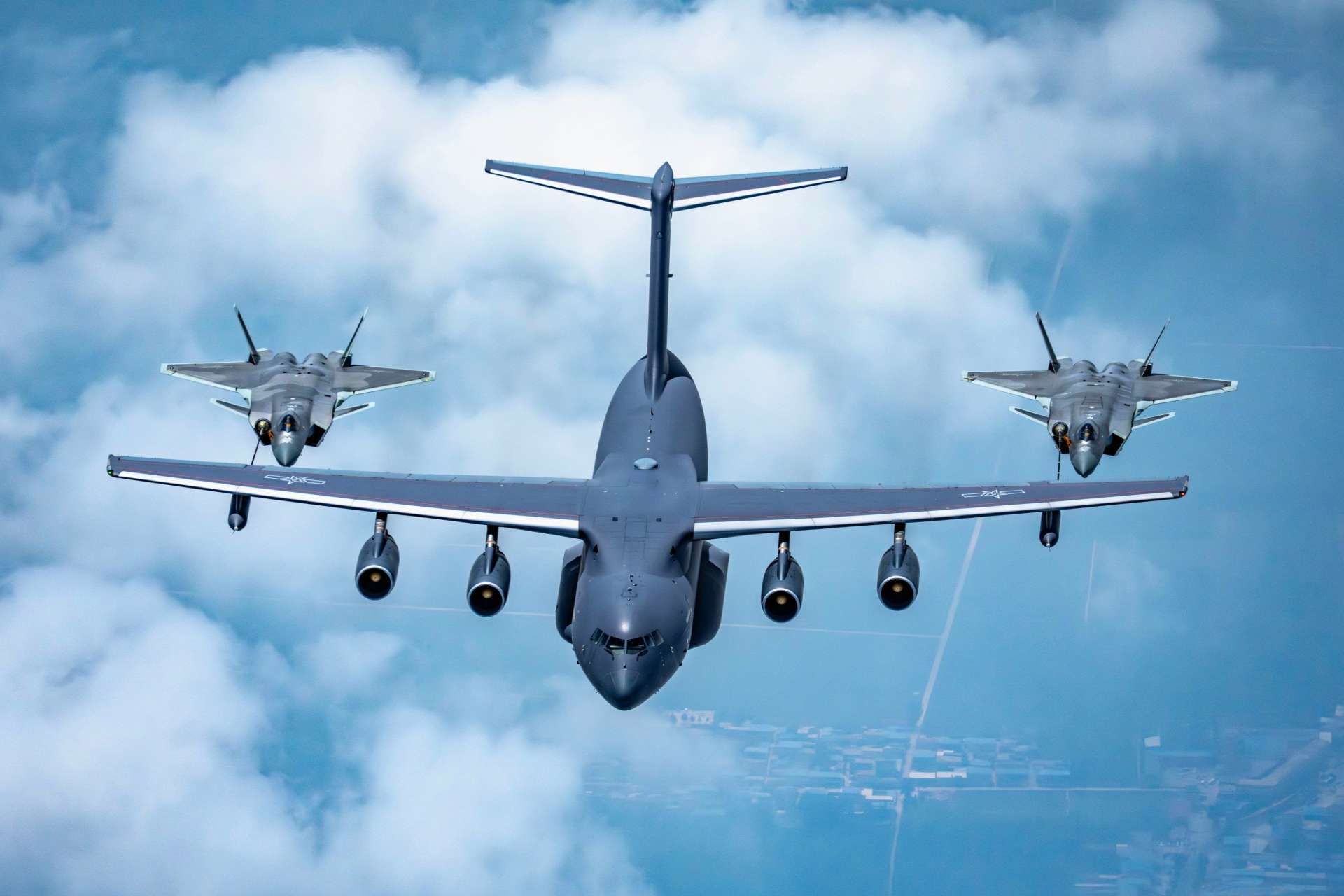 China’s YY-20A refueling of J-20 stealth fighters shows the PLAAF is moving toward longer-range, tanker-supported air operations that could reshape U.S. Pacific defense planning (Picture Source: People's Liberation Army Air Force)