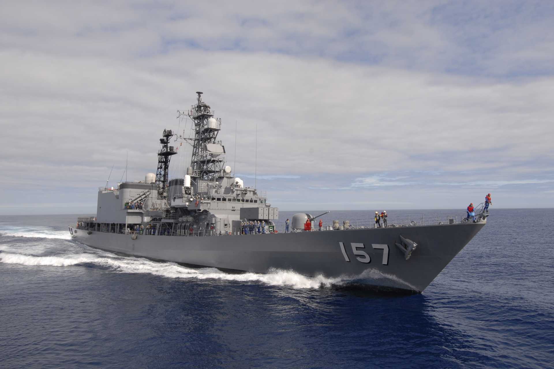 Introduced in the late 1980s, the Asagiri-class is a series of eight general-purpose destroyers operated by the Japan Maritime Self-Defense Force (JMSDF) with a strong emphasis on anti-submarine warfare. (Picture source: Japanese MoD)