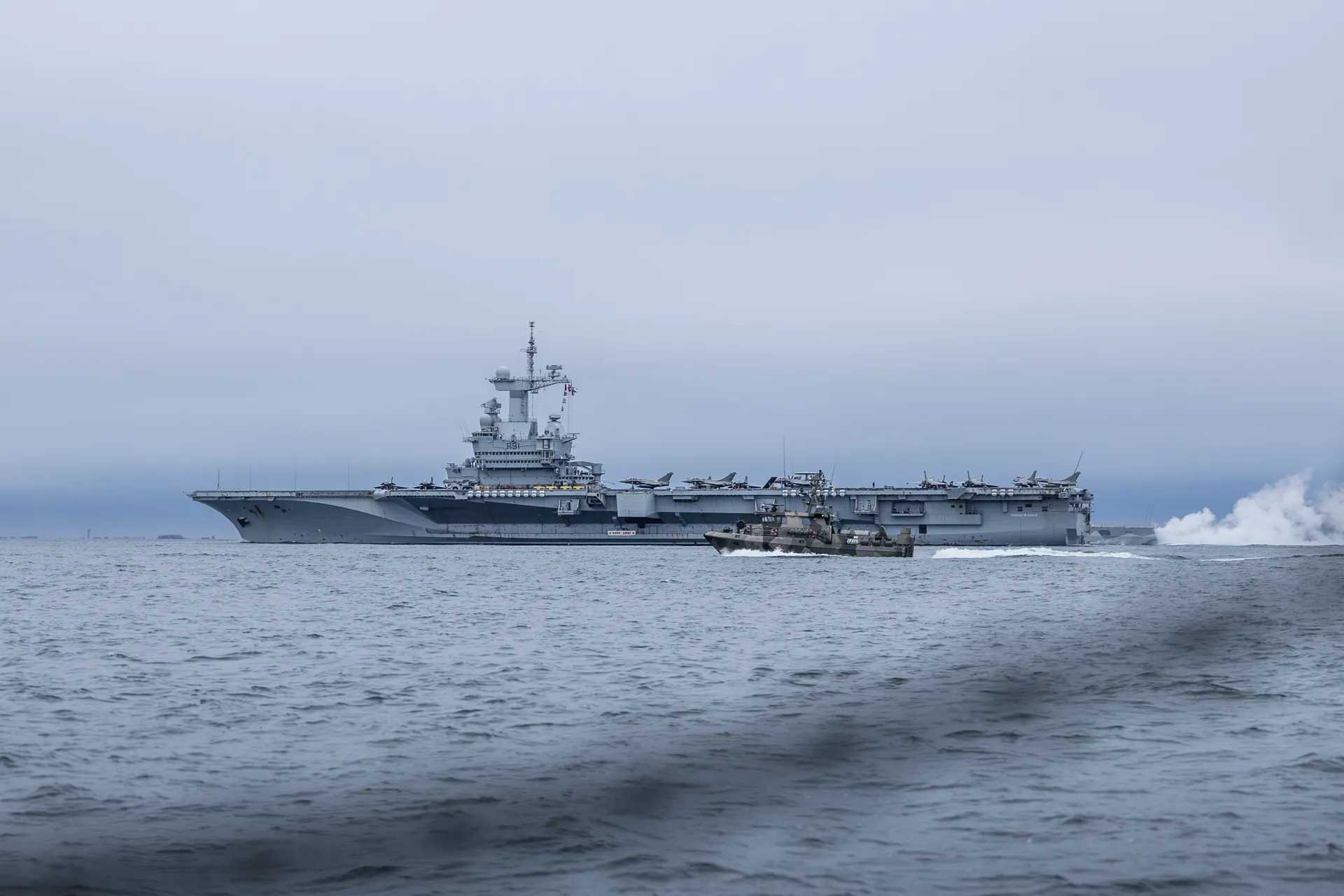 The Charles de Gaulle is currently the only nuclear-powered aircraft carrier operated by France and represents the central element of its naval air force. (Picture source: Swedish MoD)