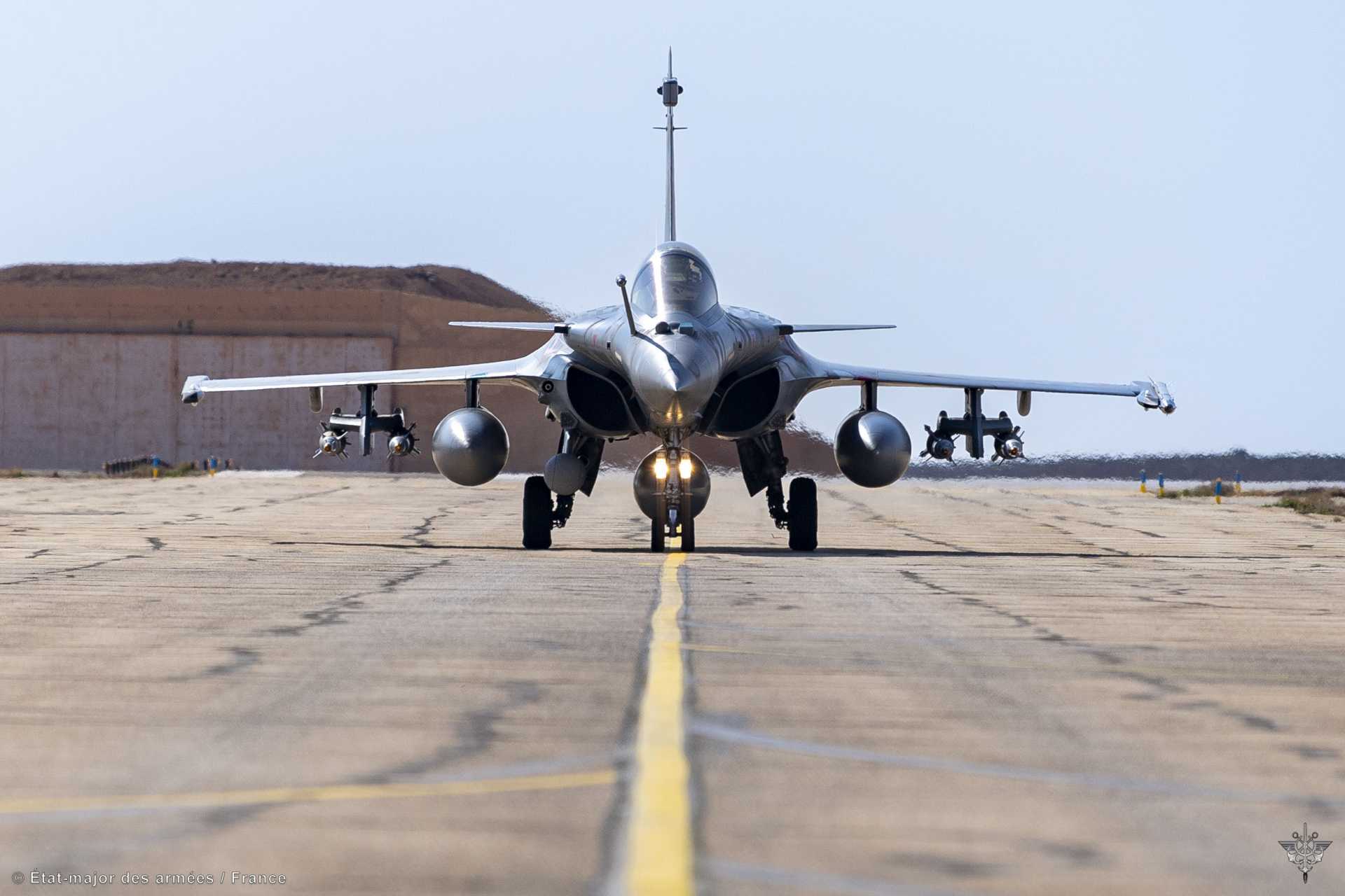 Three variants of the Rafale fighter jet could currently carry nuclear weapons: the French Strategic Air Forces' Rafale B, the Rafale M fighters of the naval aviation, and the Rafale C, technically compatible with such nuclear integration. (Picture source: French Air Force)