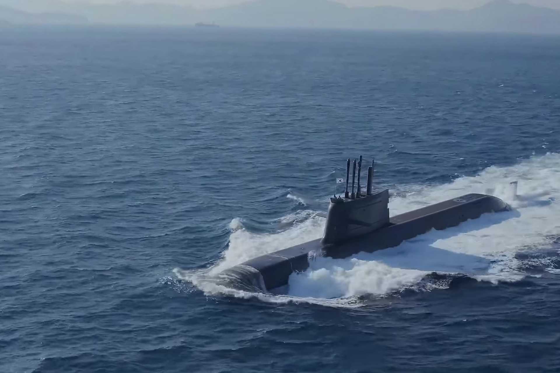 The voyage, spanning 14,000 km from Jinhae to Victoria, is synchronized with the final phase of Canada’s decision to acquire up to 12 submarines, placing this deployment at the intersection of naval capability assessment and strategic industrial positioning. (Picture source: South Korean Navy)