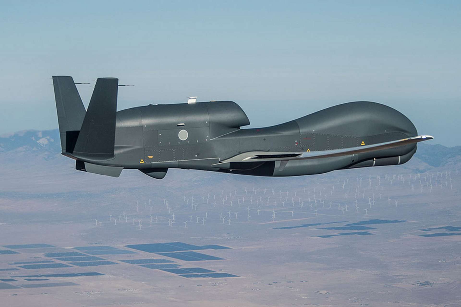 Northrop Grumman’s RangeHawk prototype will convert a high-altitude, long-endurance uncrewed aircraft into a mobile airborne test instrument for U.S. hypersonic weapons, improving telemetry collection, flight tracking, and test-range flexibility through 2031 (Picture source: Northrop Grumman).