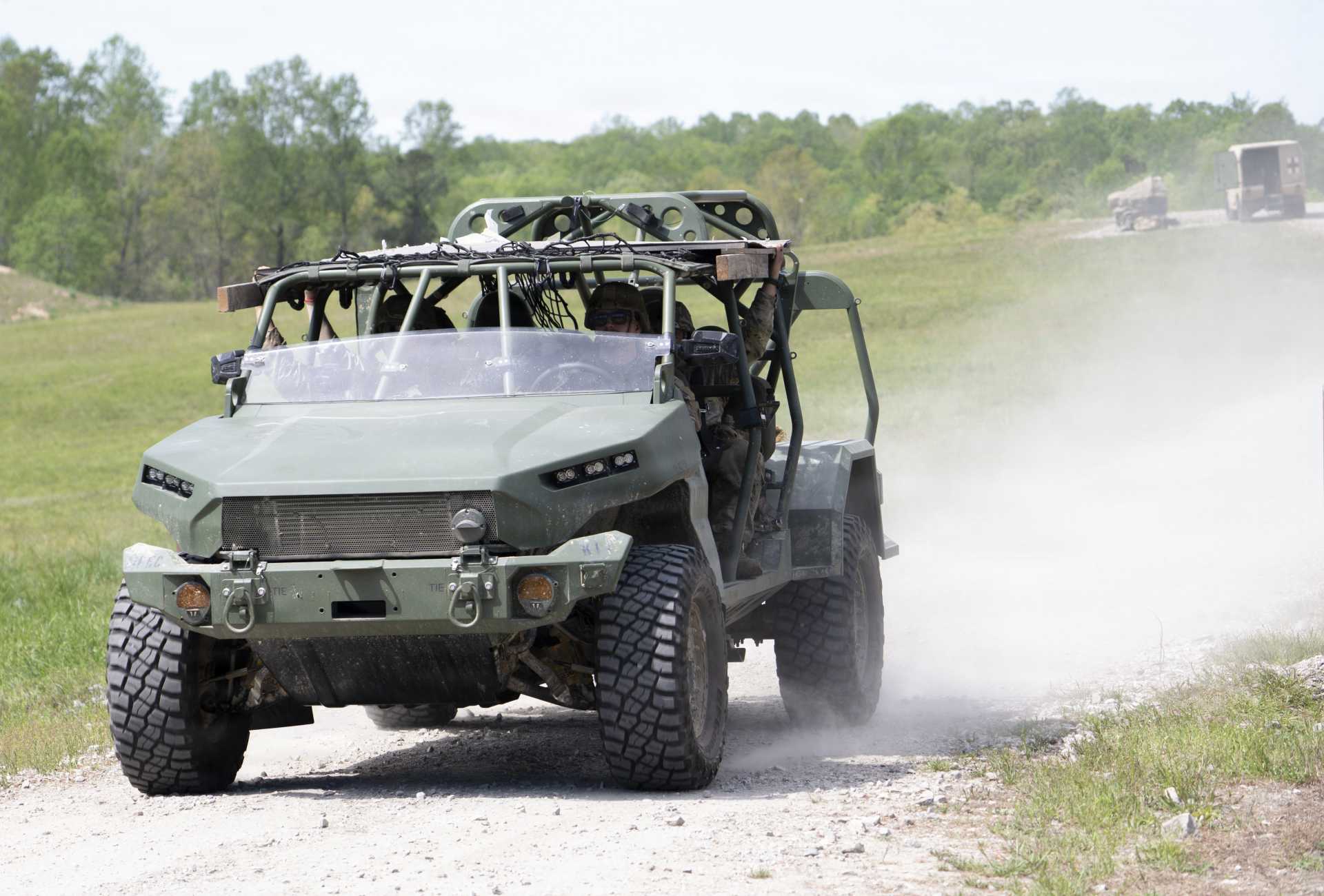 Virginia National Guard Soldiers from the 116th Mobile Brigade Combat Team conduct a multi-domain live-fire exercise at Fort Pickett, integrating drones, counter-UAS systems, and electronic warfare technologies as part of the U.S. Army’s transformation toward cyber- and drone-enabled combat operations.