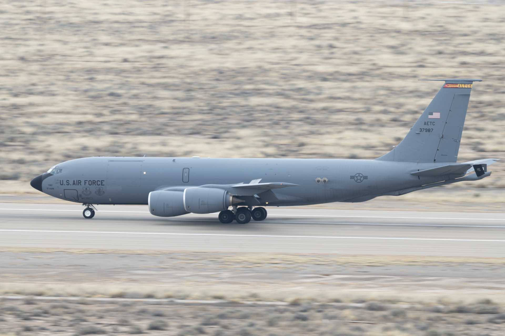 Ben Gurion’s 4,062-meter Runway 08/26 and 3,112-meter Runway 12/30 provide sufficient length, pavement capacity, apron space, and hot-weather takeoff margins to support both the KC-46A and KC-135R operations. (Picture source: US Air Force)