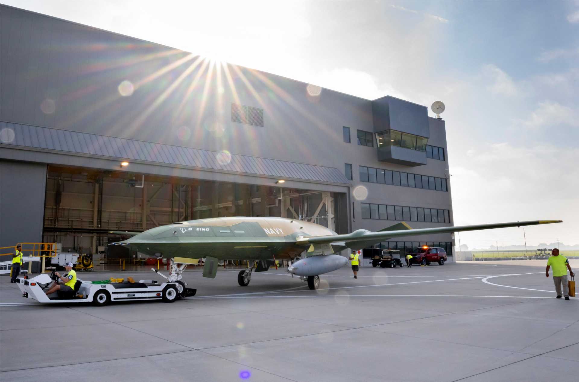 Boeing has flight-tested new Link 16-based Manned-Unmanned Teaming software intended to let U.S. Navy F/A-18 Super Hornet crews eventually control MQ-25A Stingray unmanned tankers in flight. The Emerald Flag demonstration used a Beechcraft 1900D and E90 King Air as surrogate aircraft; no F/A-18 or MQ-25A took part in the test.
