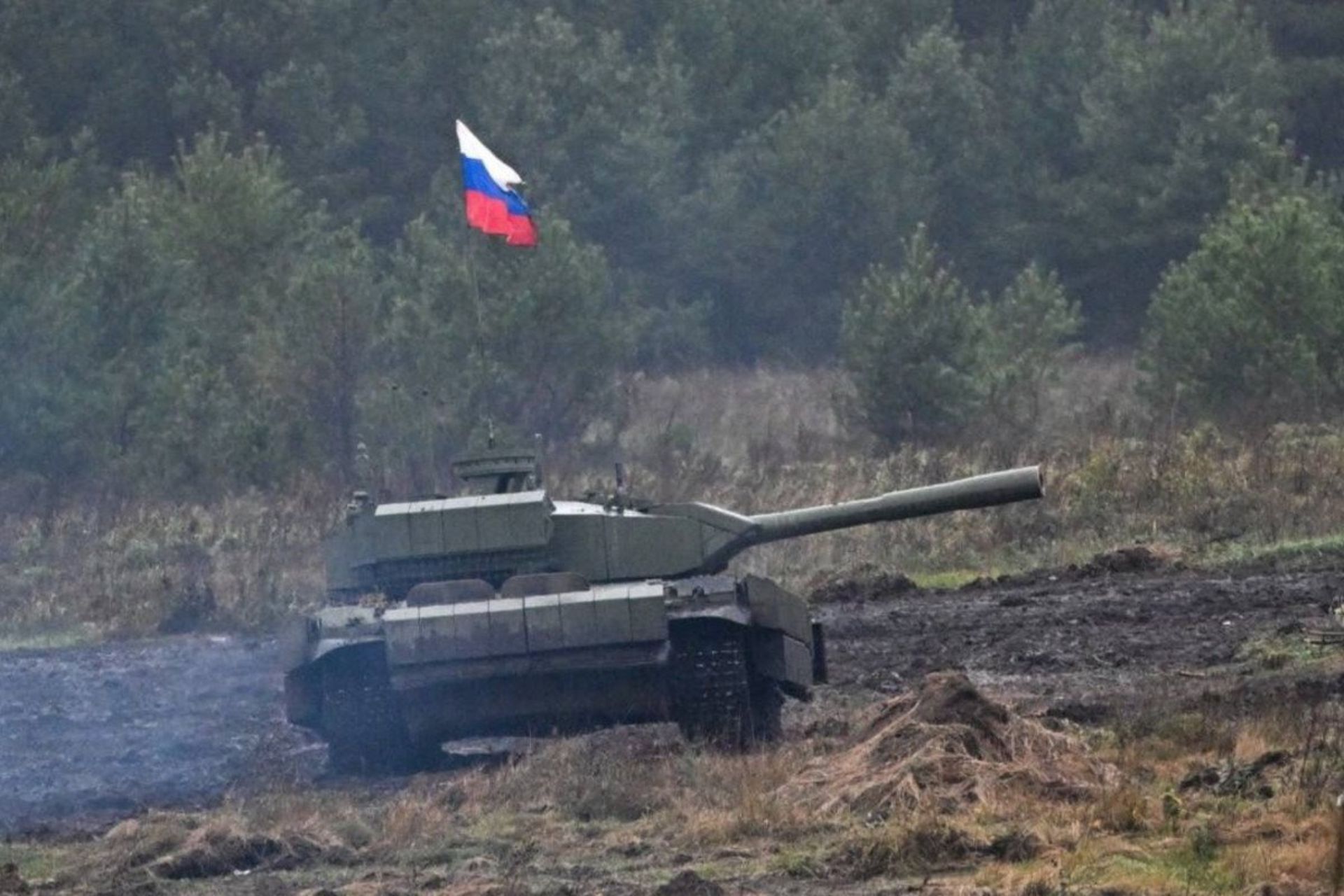 A Russian Shturm remotely operated assault tank, based on a T-72-series chassis, during the Tsentr-2026 military exercises at the Chebarkul training ground in Russia's Chelyabinsk region in October 2026. (Picture source: RIA Novosti)