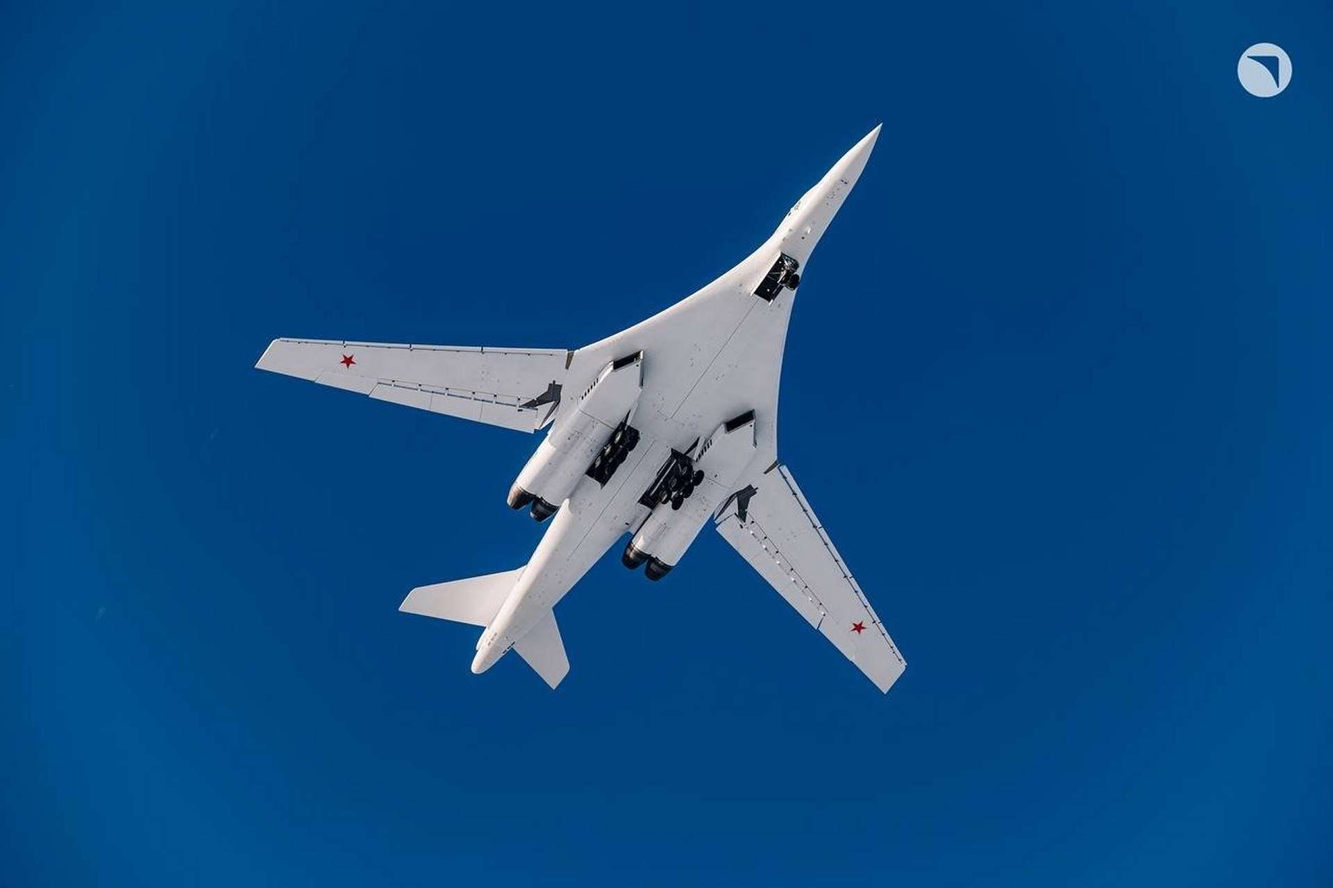 Russia’s Tu-160M preserves the iconic variable-geometry shape of the Soviet-era bomber while replacing or modernizing 80% of its systems and equipment to strengthen Russia’s long-term strategic air capability (Picture Source: UAC)