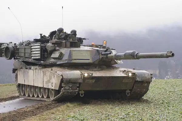 La société américaine General Dynamics Land Systems, une filiale de General Dynamics, a gagné un contrat d'une valeur de 19 millions de dollars pour la conversion de 15 chars de combat d’Arabie Saoudite Abrams M1A1 au standard M1A2.  Abrams M1A1 char de combat, armée américaine.