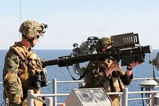 Stinger FIM-92 FIM-92A man portable air defense missile system manpads  technical data sheet specifications information description intelligence identification pictures photos images video information US U.S. Army United States American defence industry military technology