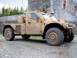 FTTS Future Tactical Truck Systems data sheet specifications information description intelligence identification pictures photos images Navistar US Army United States American defence industry