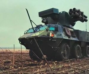 The ItO 90M's main strength is its combination of mobility, armored protection, local radar surveillance, electro-optical tracking, and a fast interceptor, allowing it to provide localized air defense without relying on a permanently installed radar site. (Picture source: 1039zrp)