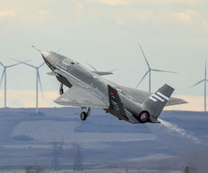 Bayraktar KIZILELMA unmanned fighter aircraft Baykar Türkiye specifications technical review data fact sheet pictures