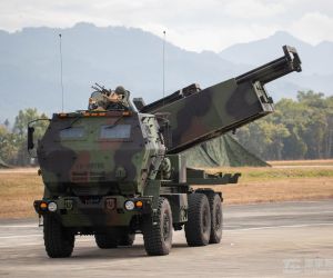 Taiwanese Army M142 HIMARS rocket launcher during a combat readiness exercise in January 2026. The system is among the weapons involved in Taiwan’s September Joint Precision Munitions Live-Fire Exercise. (Picture source: Taiwan Ministry of National Defense Military News Agency)