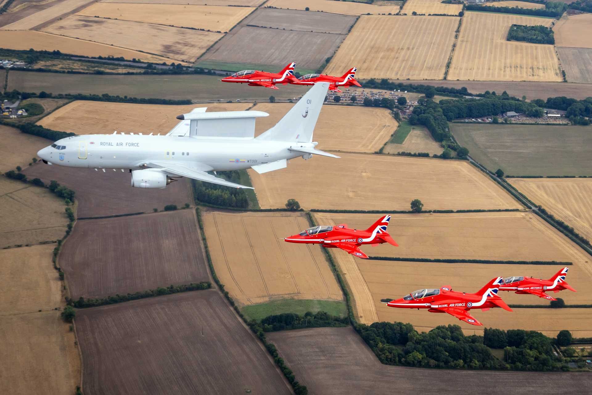 The arrival of the Wedgetail in the United Kingdom has shifted over several years, with initial expectations placing entry into service earlier in the decade before delays moved projected operational capability toward 2025 and subsequently into 2026. (Picture source: UK MoD)