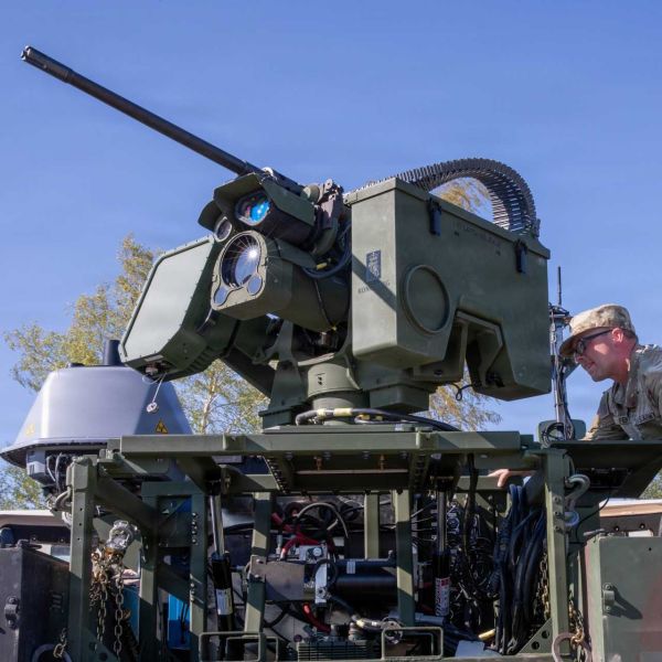 Illustrative image: A U.S. Army soldier inspects a RAV-4 counter-drone system at Pabradė Training Area in Lithuania on May 3, 2026. The U.S. Air Force is seeking portable counter-UAS capabilities combining RF detection, electronic warfare and kinetic defeat to strengthen the protection of expeditionary airfields. (U.S. Army photo)