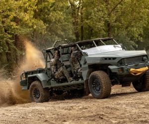 U.S. Army Infantry Squad Vehicles (ISVs) provide nine-Soldier infantry squads with lightweight, rapidly deployable mobility, allowing units to disperse, relocate quickly, and operate under persistent drone surveillance and long-range precision-fire threats. The U.S. Army has increased its ISV acquisition objective from 649 to 11,582 vehicles as demand grows for faster battlefield mobility.