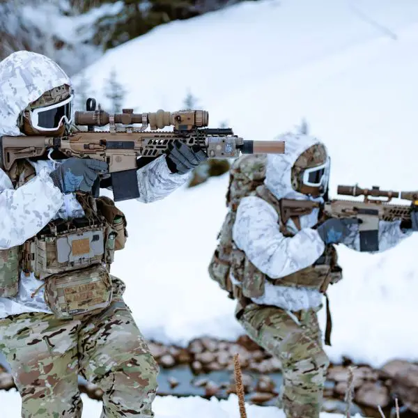 The U.S. Army awarded Leonardo DRS a $63 million FWS-I production order, expanding fielding of lightweight thermal weapon sights designed to improve detection, situational awareness and targeting effectiveness for dismounted soldiers (Picture Source: Leonardo DRS)